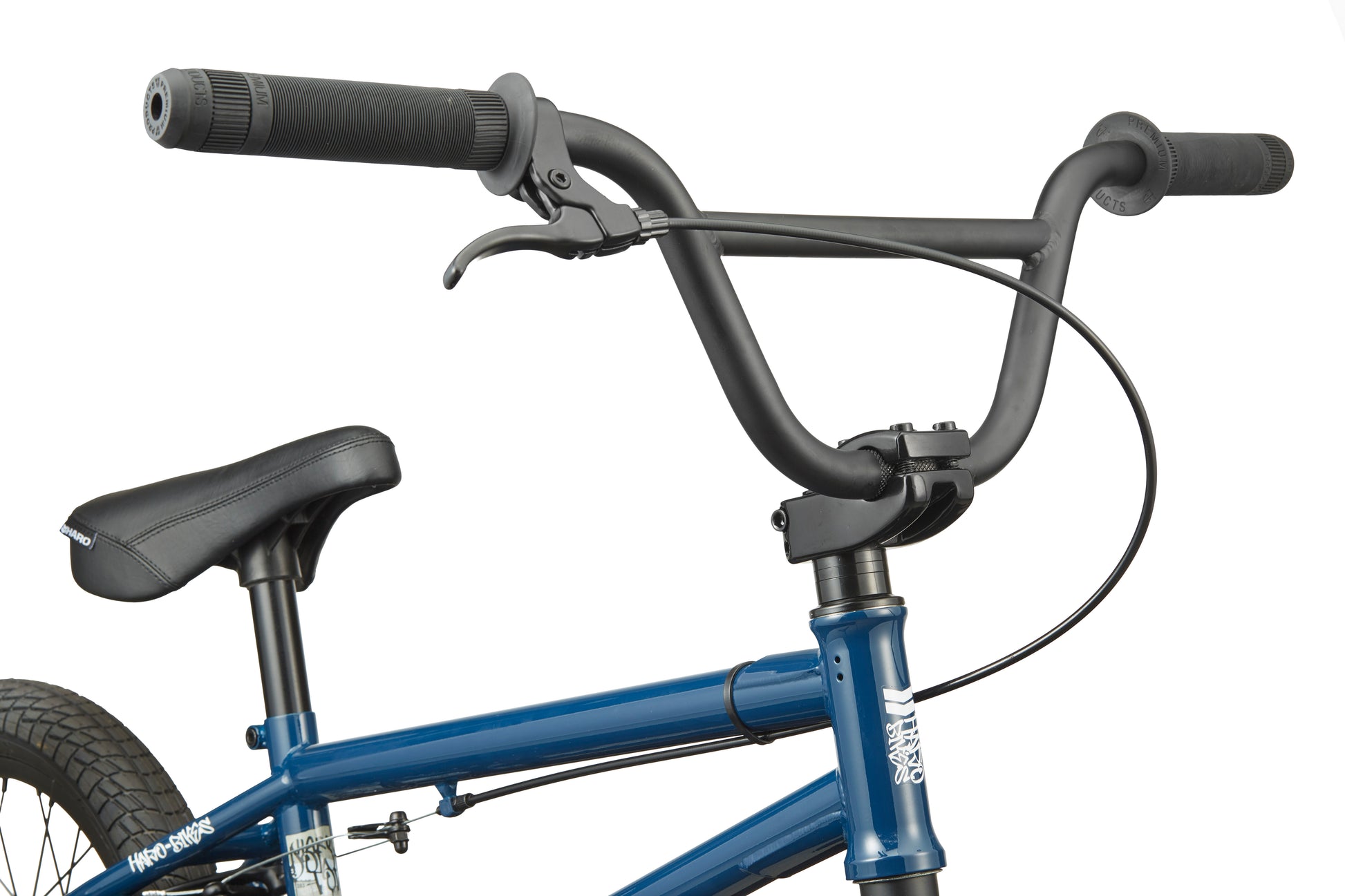 Close-up of Downtown 16 handlebars, brake lever, and seat—ideal for first-time riders—shown on a white background.