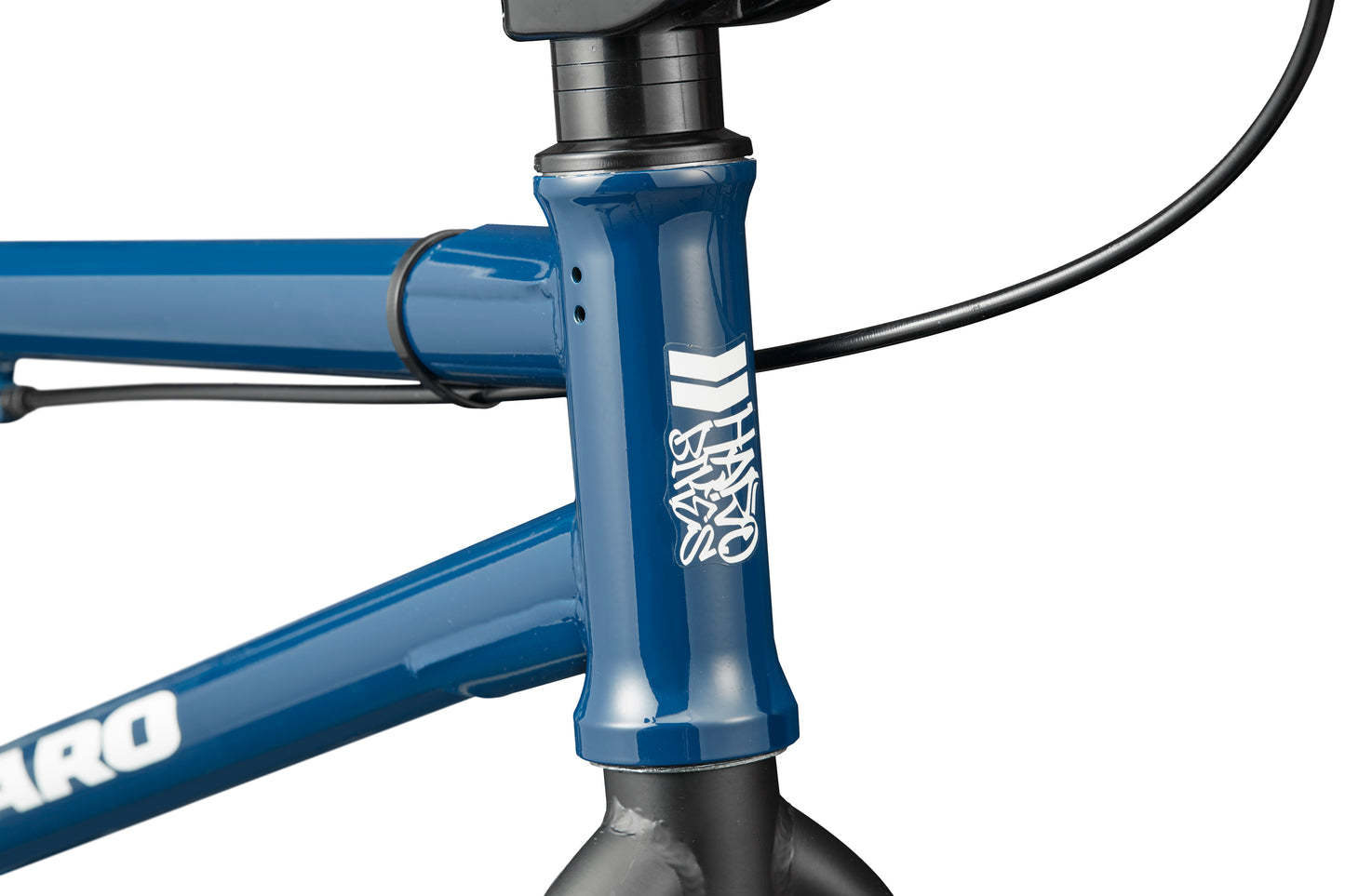 Close-up of a blue Downtown 16 BMX bike frame with white logo, ideal for young riders choosing their first bike.